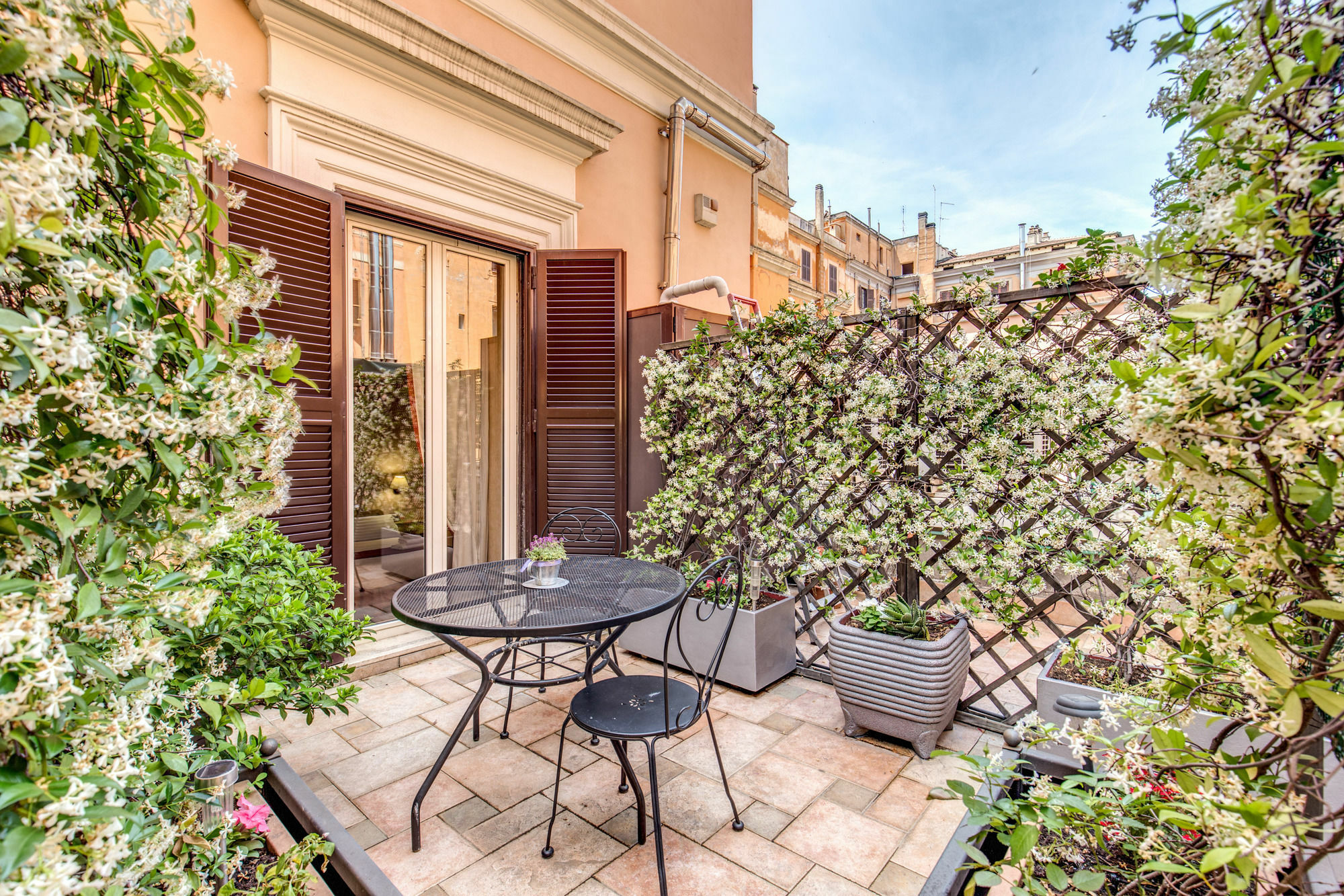 Wrh Suites Rome Exterior photo