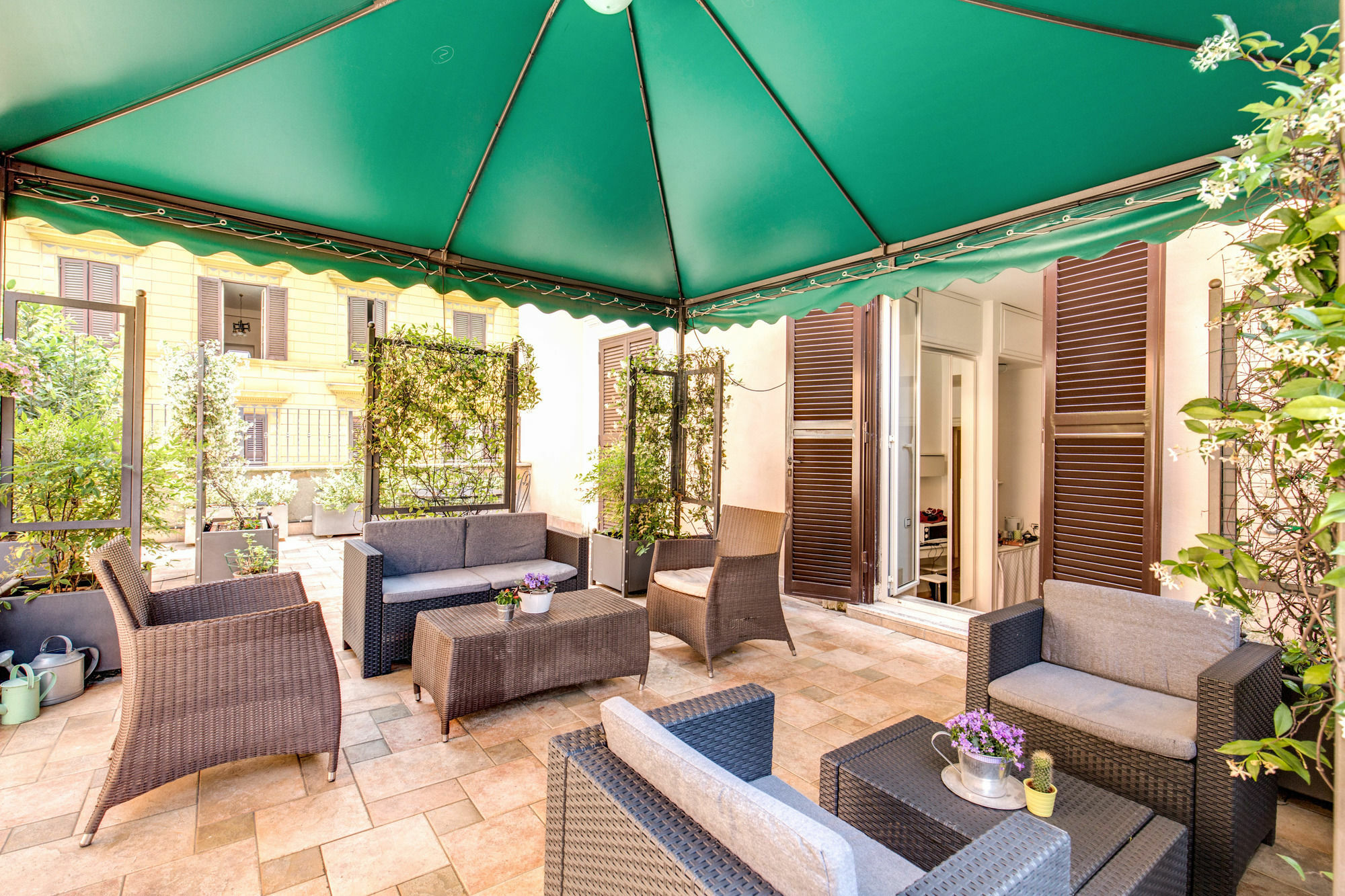 Wrh Suites Rome Exterior photo