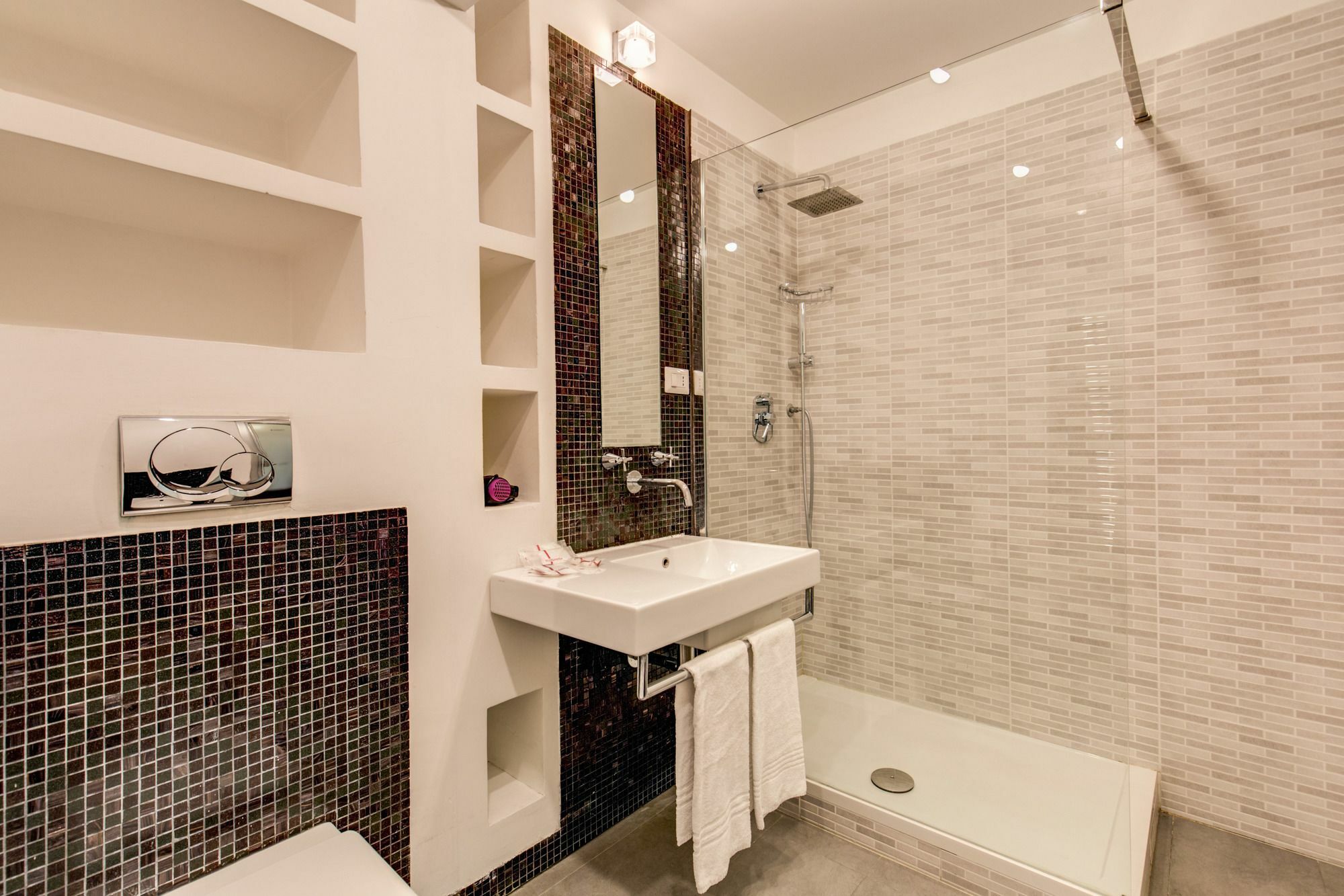 Wrh Suites Rome Exterior photo